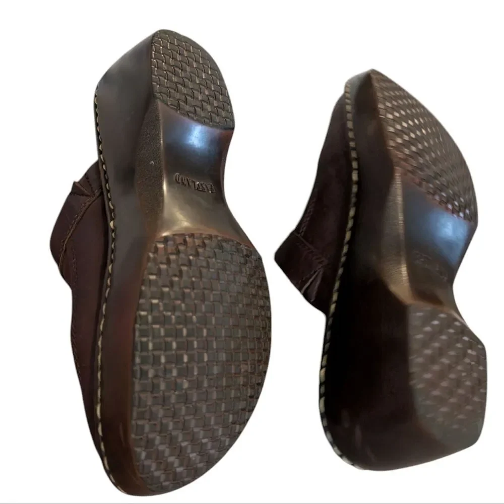 Eastland Vintage Shoes Womens 8M Casual Slip On Mule‎ Clogs Brown Leather Wedge